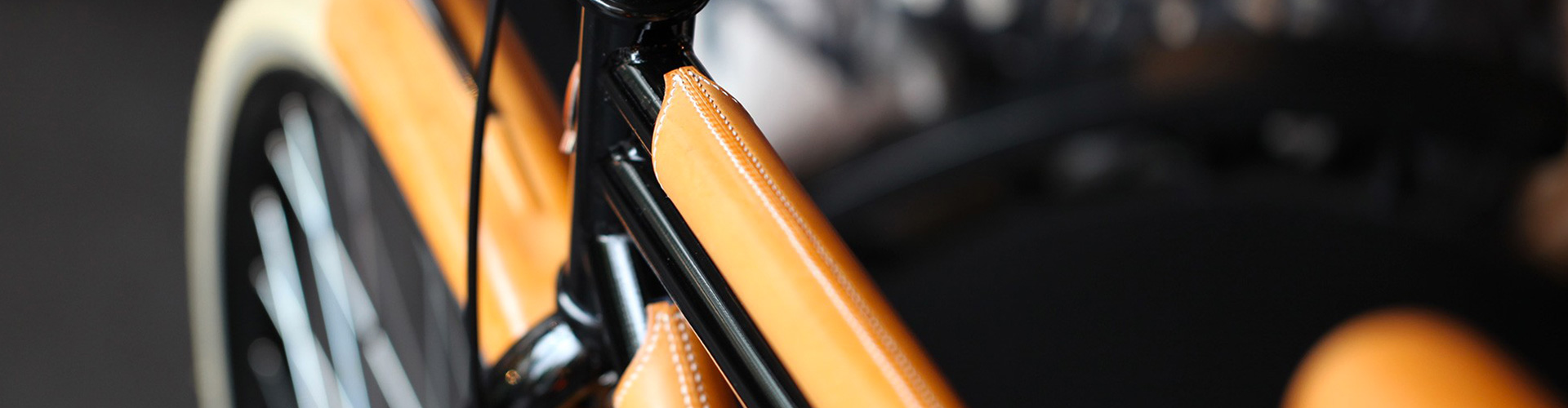 THE BIKE LEATHER PRESTIGE